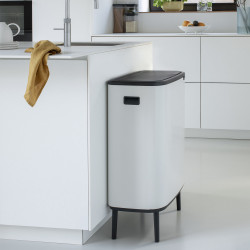 BRABANTIA - Poubelle BO touch bin HI blanc sur pieds 2X30 litres