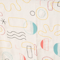 Nappe Zéphyr brodée 150x250 cm