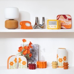 cache pot radio retro