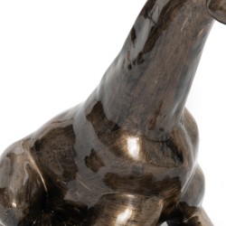 Girafe couchée patinée dorée