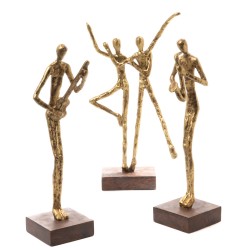 Figurine personnage joyeux