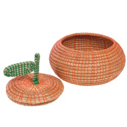 Panier décoratif en rotin