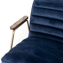 Fauteuil en velours bleu Hutch